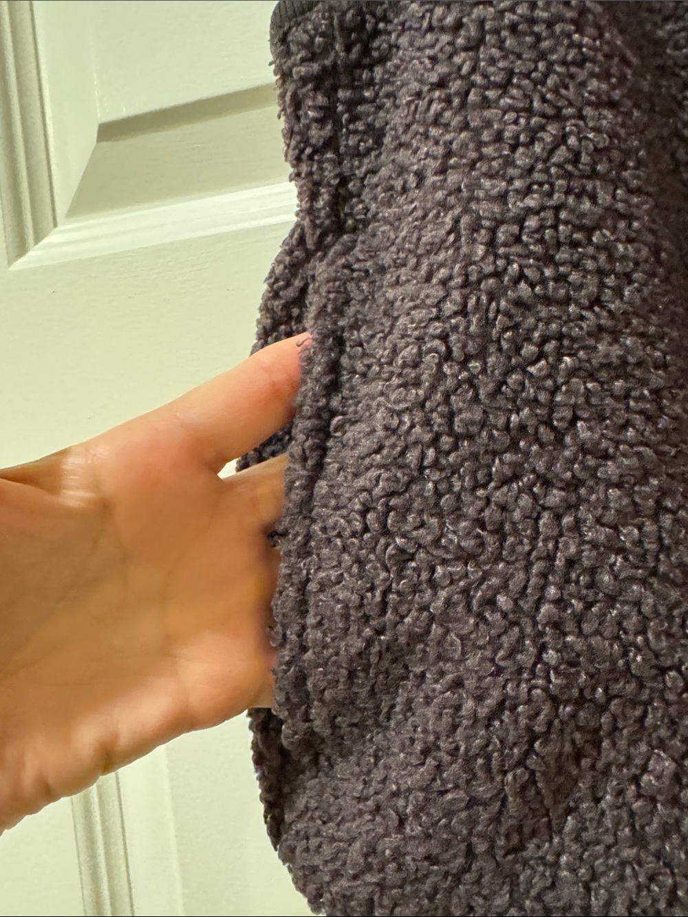 Athleta chocolate Sherpa vest - Picture 4 of 6
